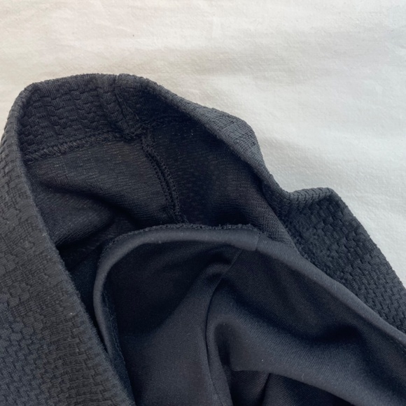 Banana Republic Cropped Tank Black Women’s Size Medium Petite - Picture 5 of 10